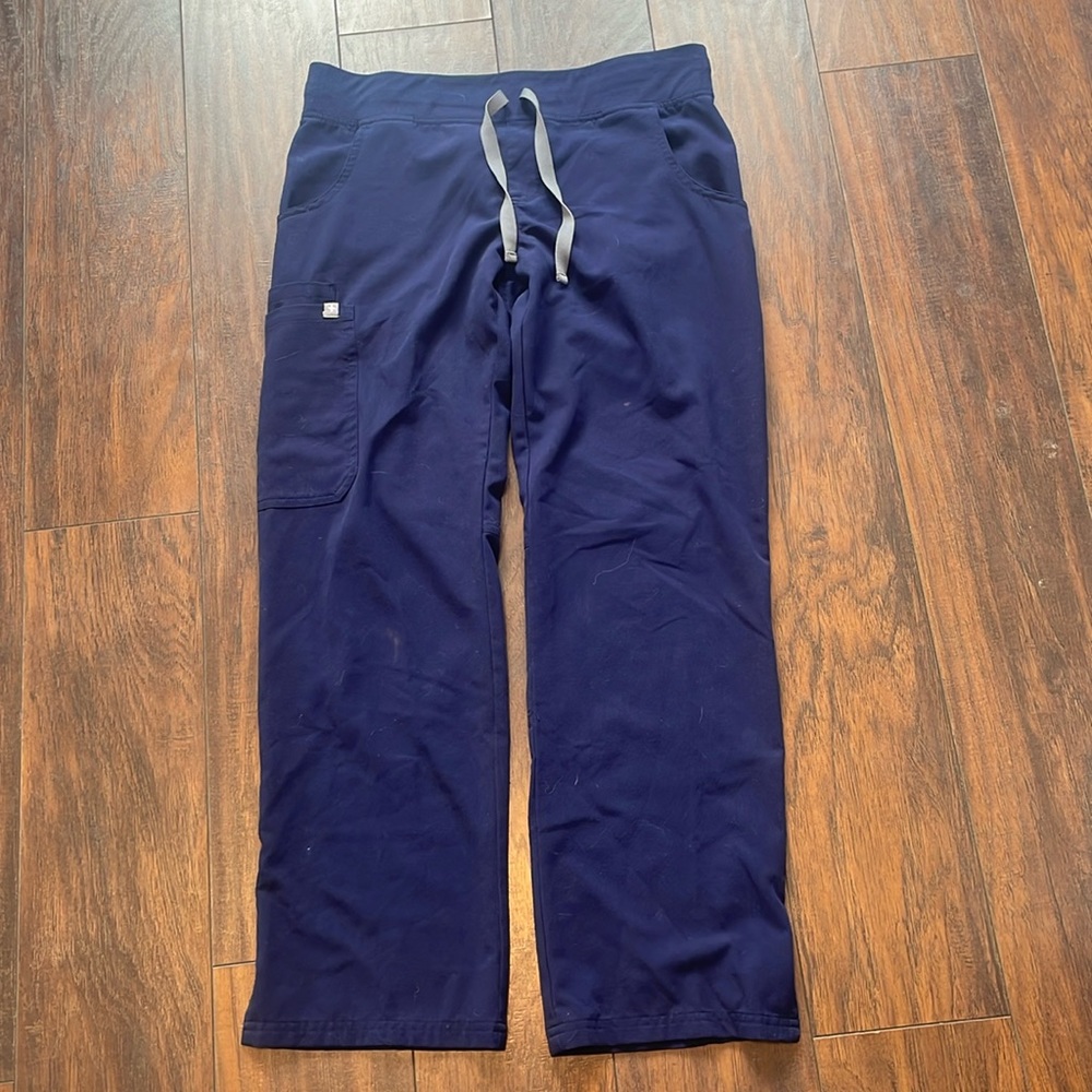 Figs Women’s Petite Cargo Pants, Navy Blue, Size S Petite